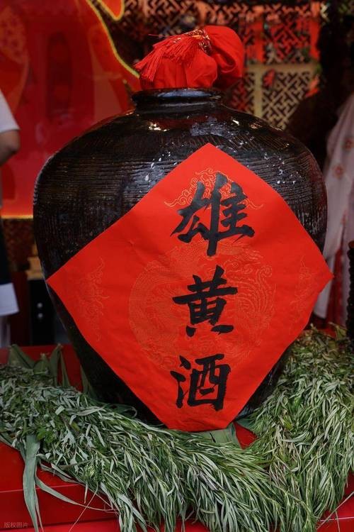 端午温情，雄黄酒旁的茶香记忆