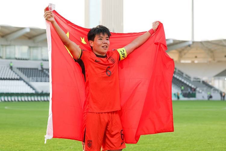 徐彬加盟英超狼队，U23国足开启海外新篇章